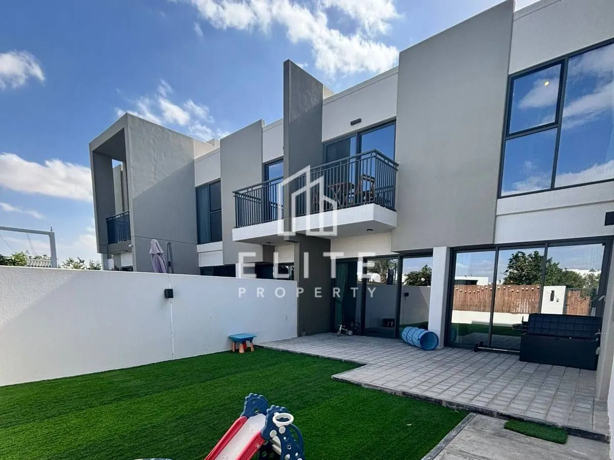 Listo para mudarse, con vistas al parque y la piscina, cerca de zonas de juego. — Villanova, Dubai Land, Dubai